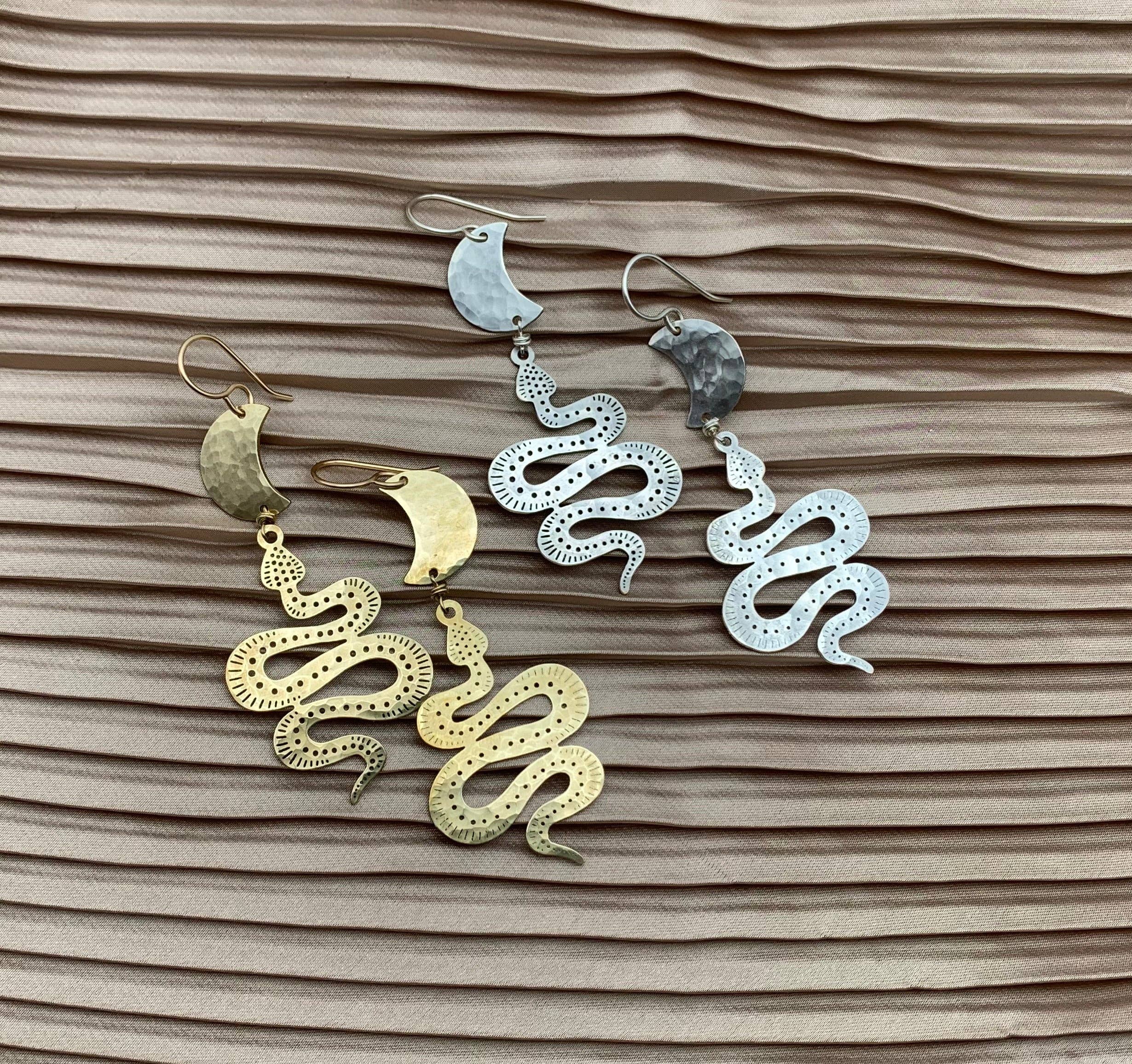 Handmade Serpentine Earrings: Gold