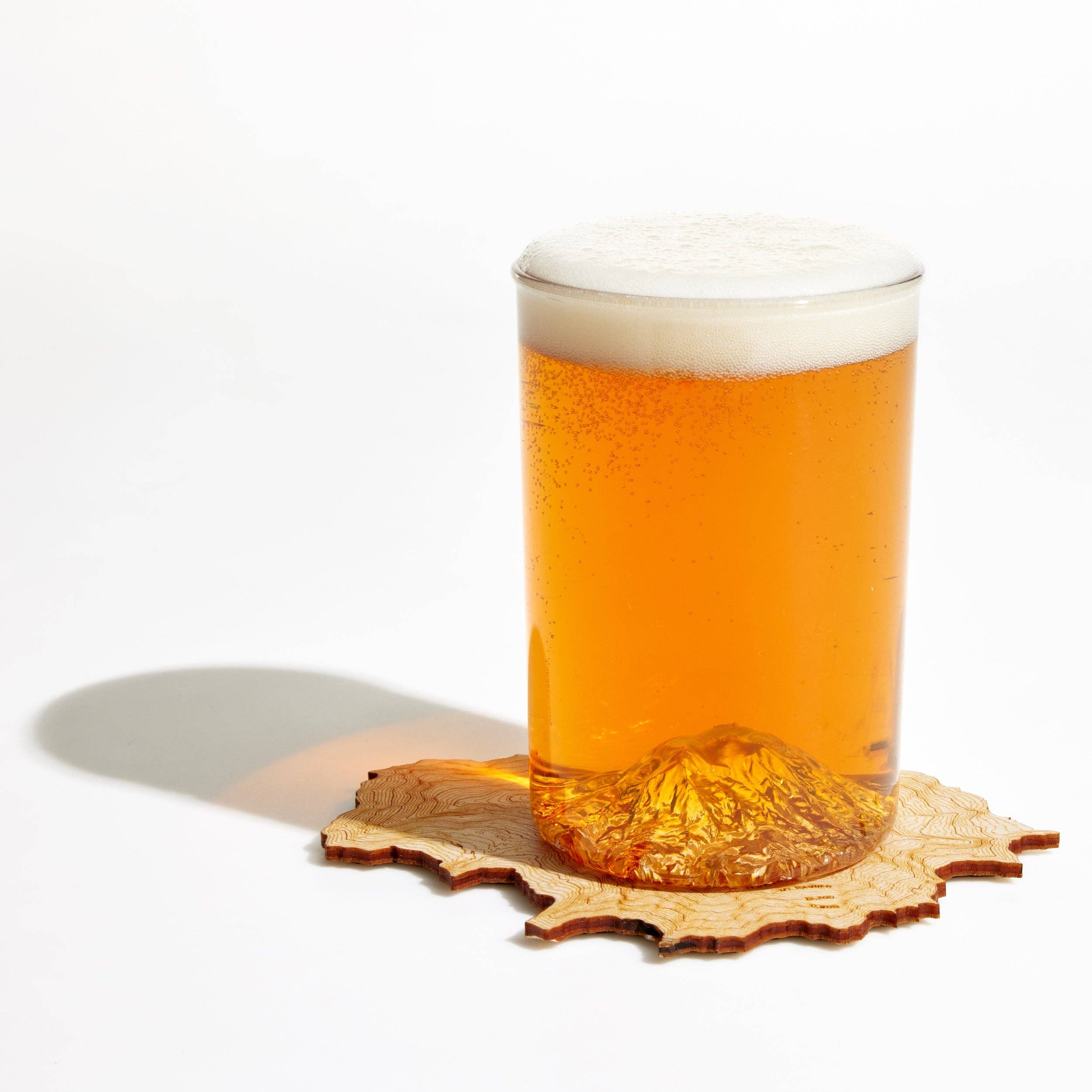 The Mt. Rainier Outdoor Cup Set