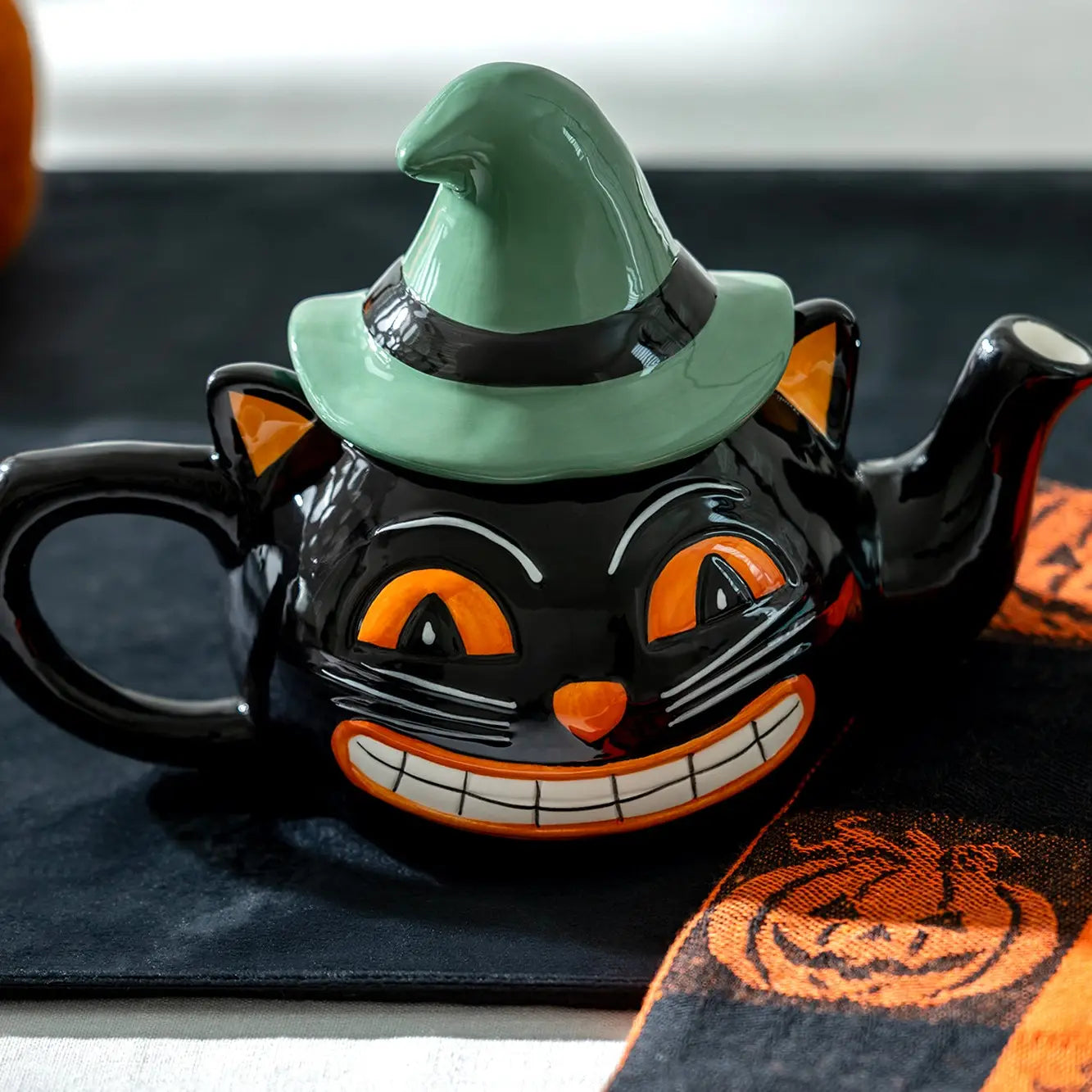 Halloween Black Cat 32oz Teapot