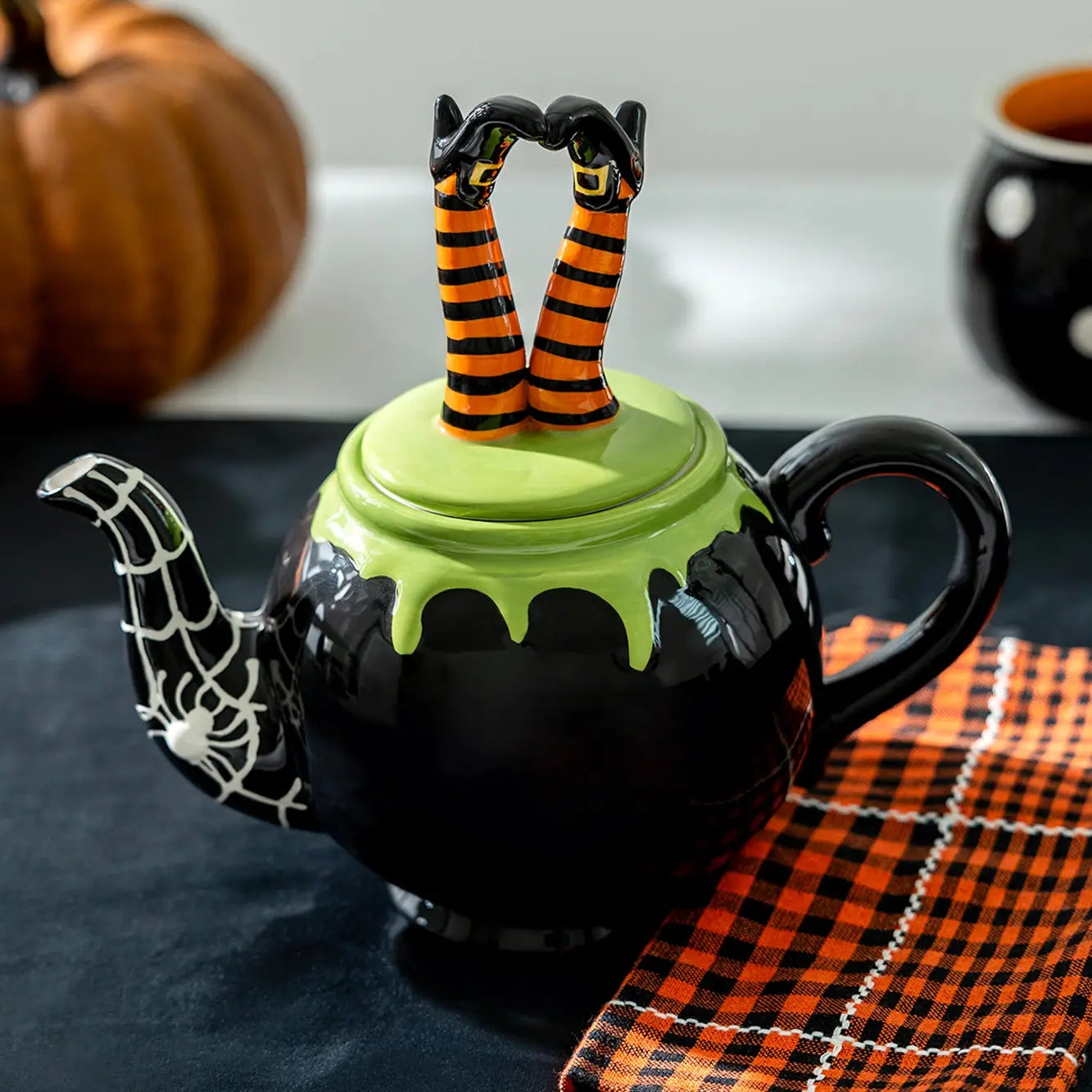Halloween Witch's Cauldron 36oz Teapot