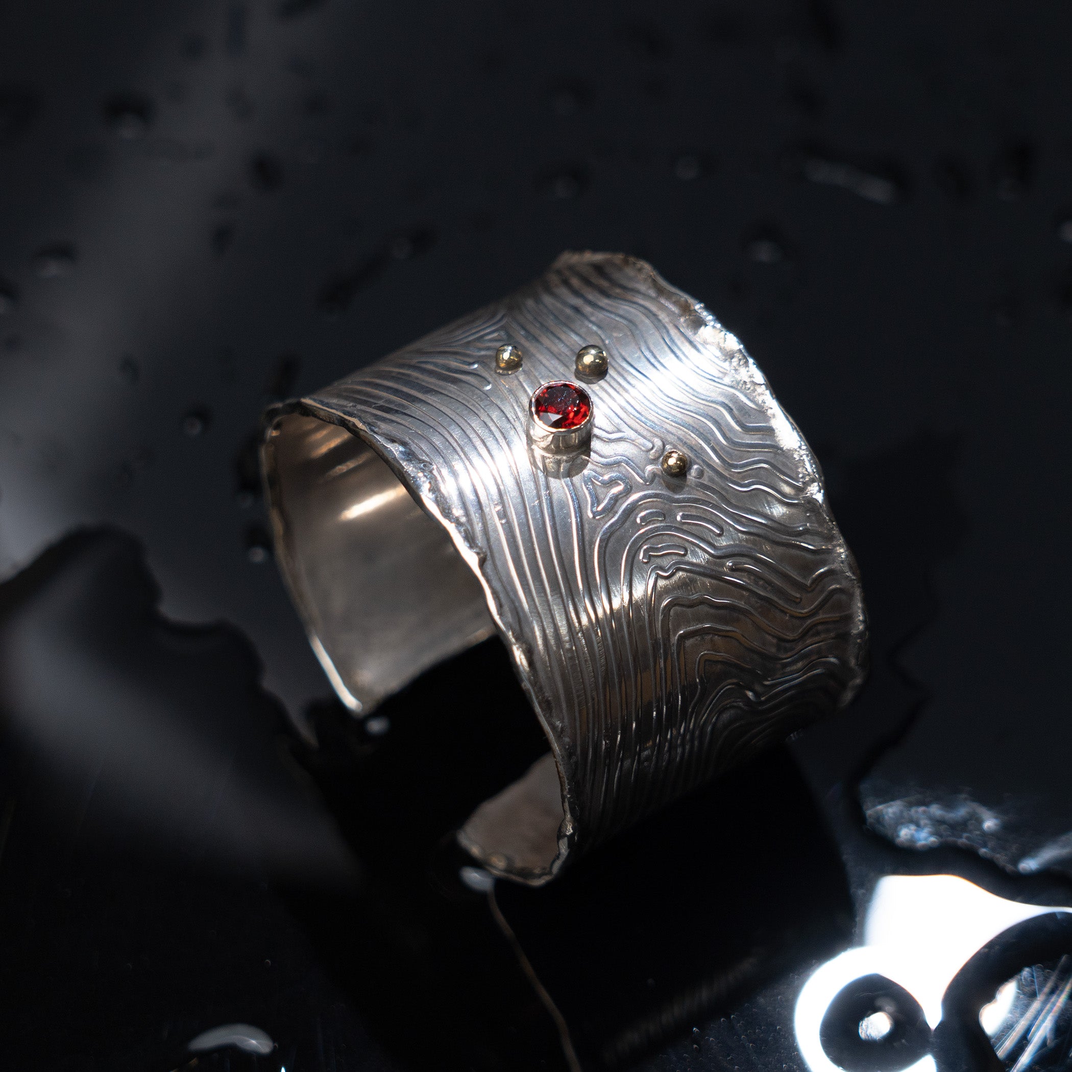 Small Moving Water with Garnet Stone