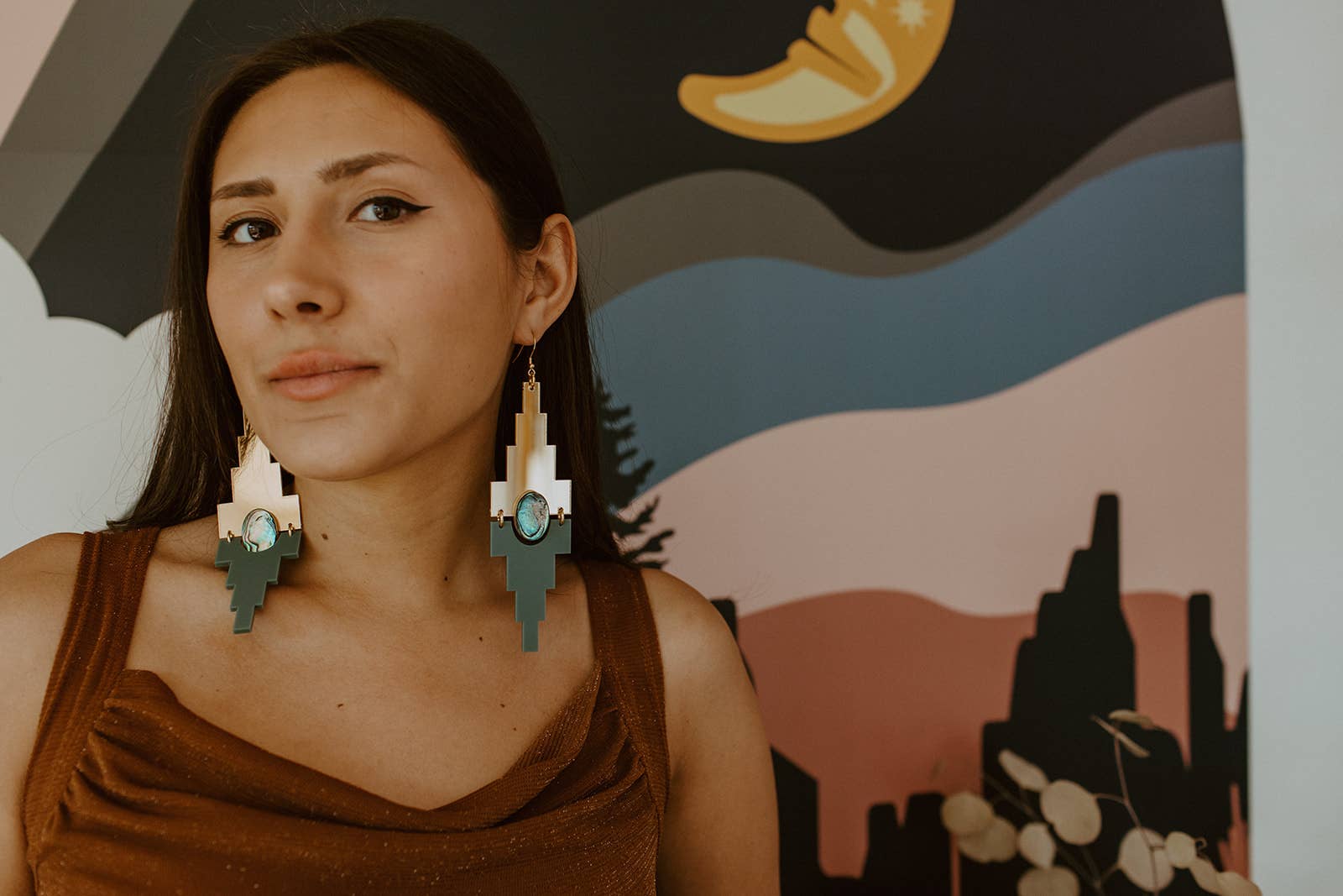 Mesa Earring: Cream/Terracotta