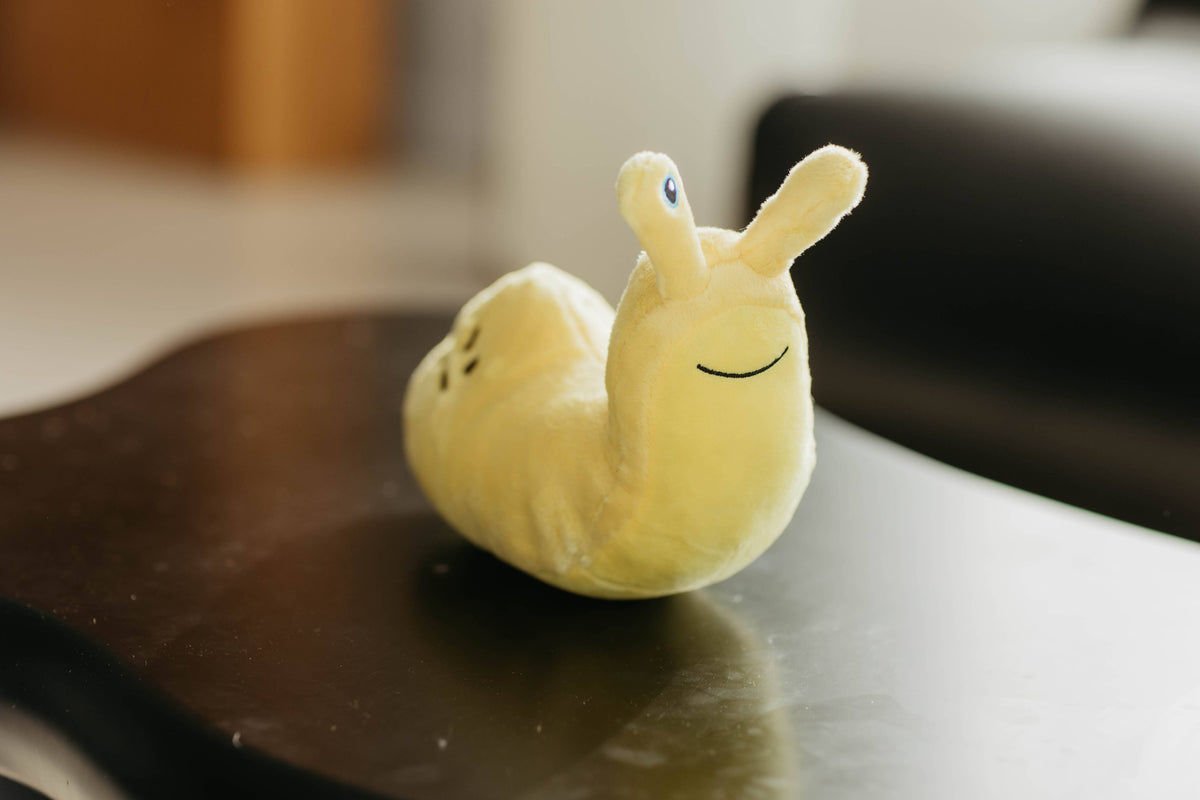 11"(28cm) Banana Slug Stuffed Animal