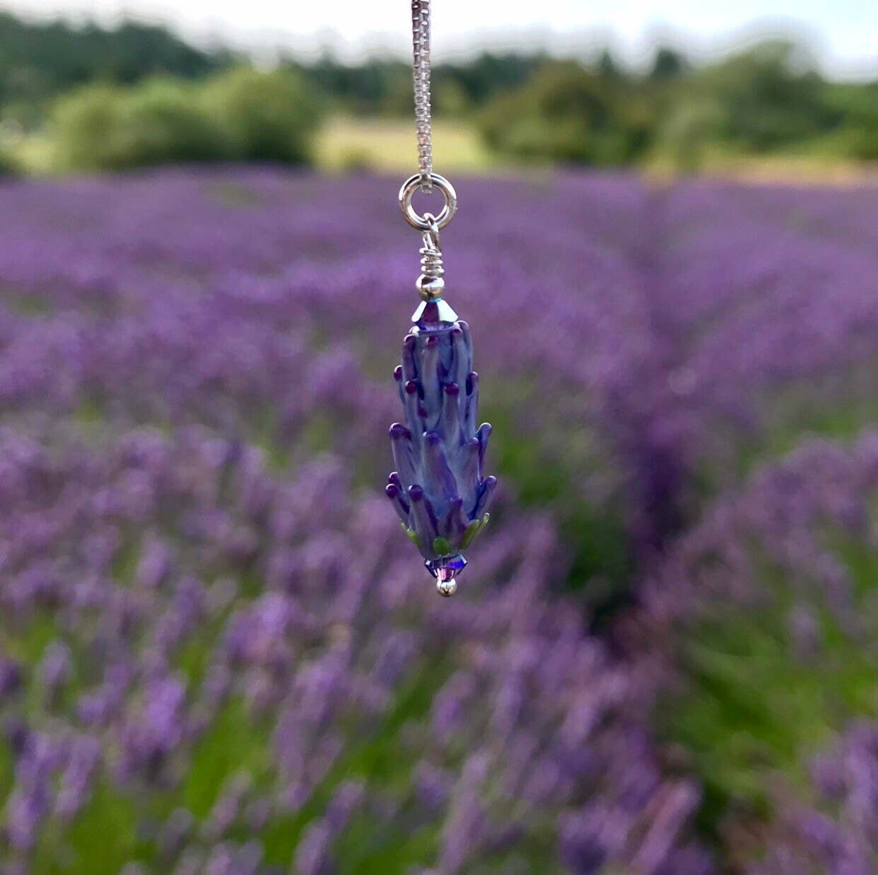 Lavender Glass Bead Pendant on 18" Sterling Silver Chain: Purple Rose