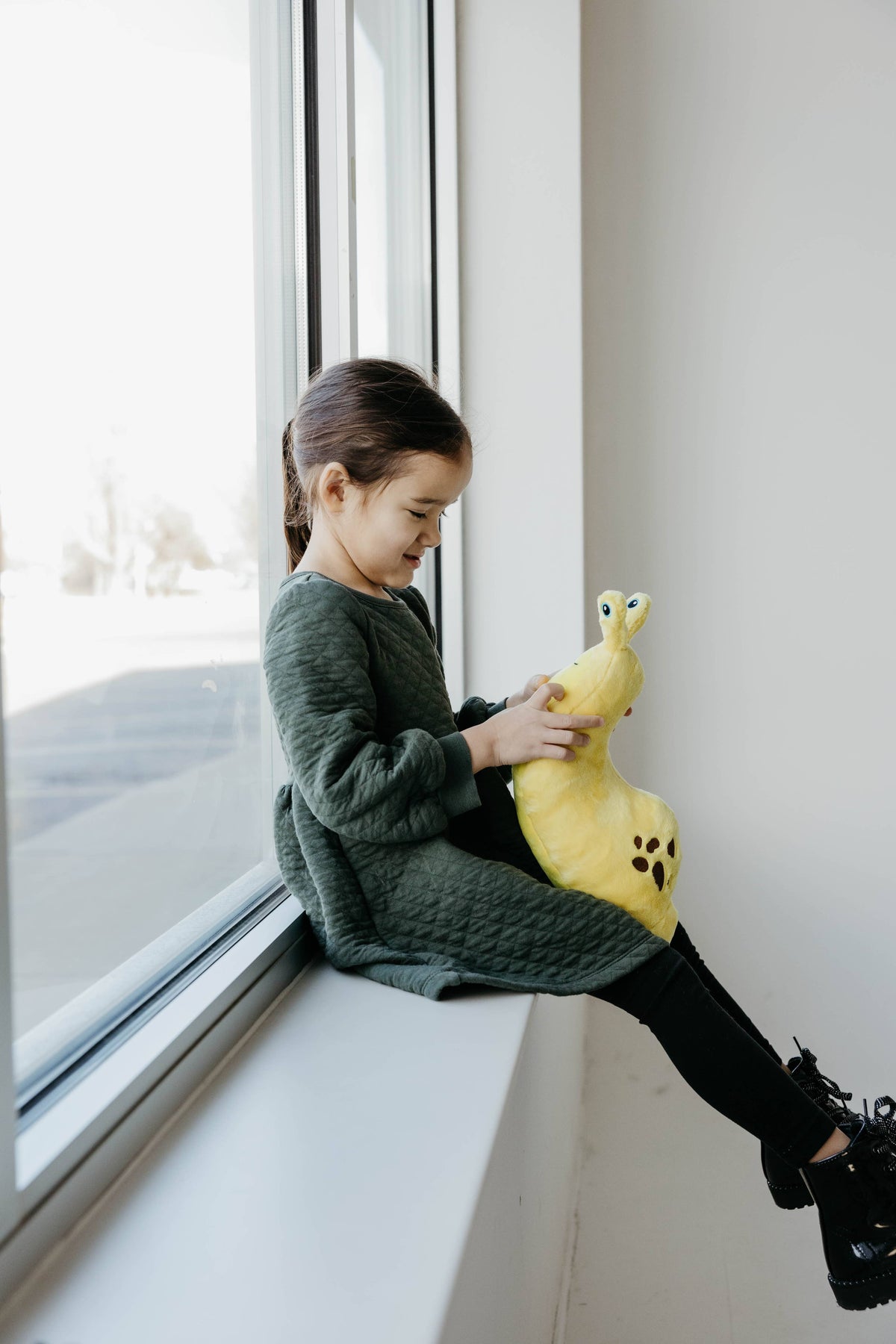 11"(28cm) Banana Slug Stuffed Animal