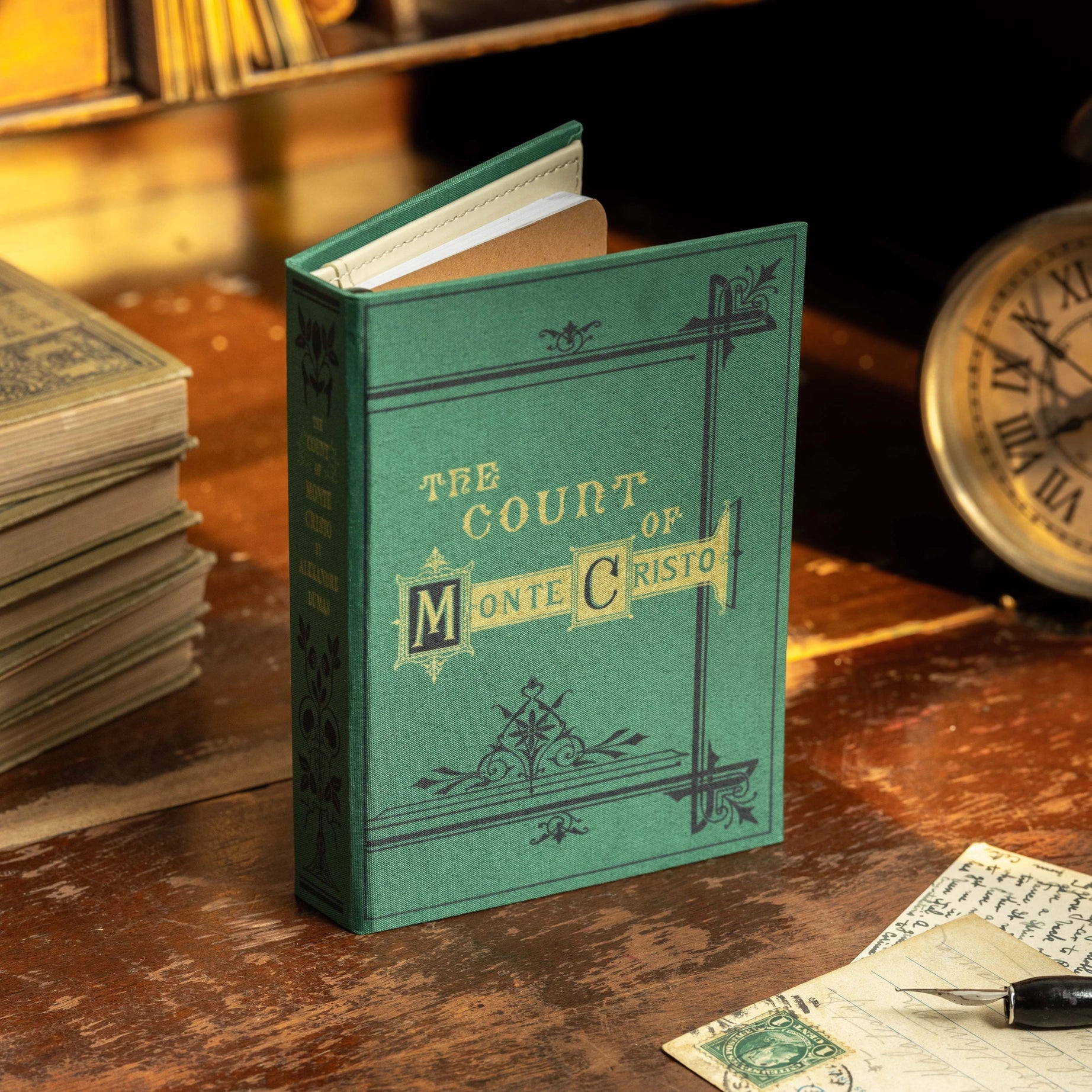'the Count of Monte Cristo' (Emerald Green) By Alexandre Dumas 1844 Passport/Notebook Wallet