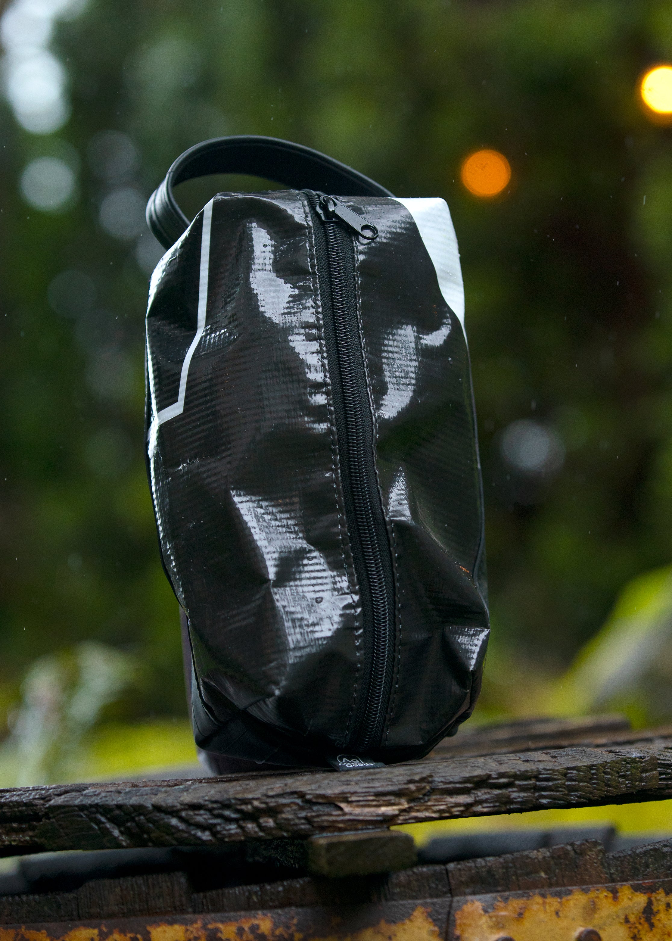 Sand Point Travel Kit by Alchemy Goods
