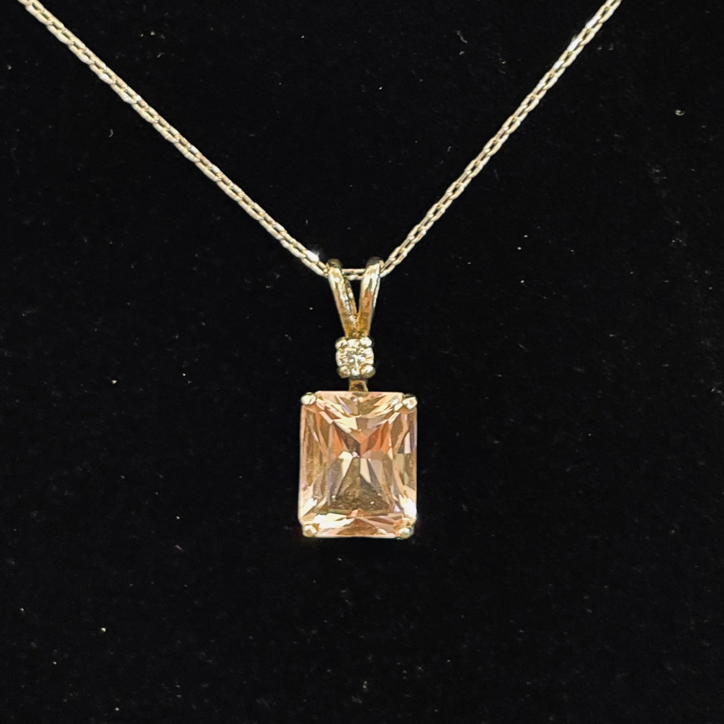 10x8mm (3ct) Radiant Emerald Cut Solitare Pendent 2.5mm CZ accent