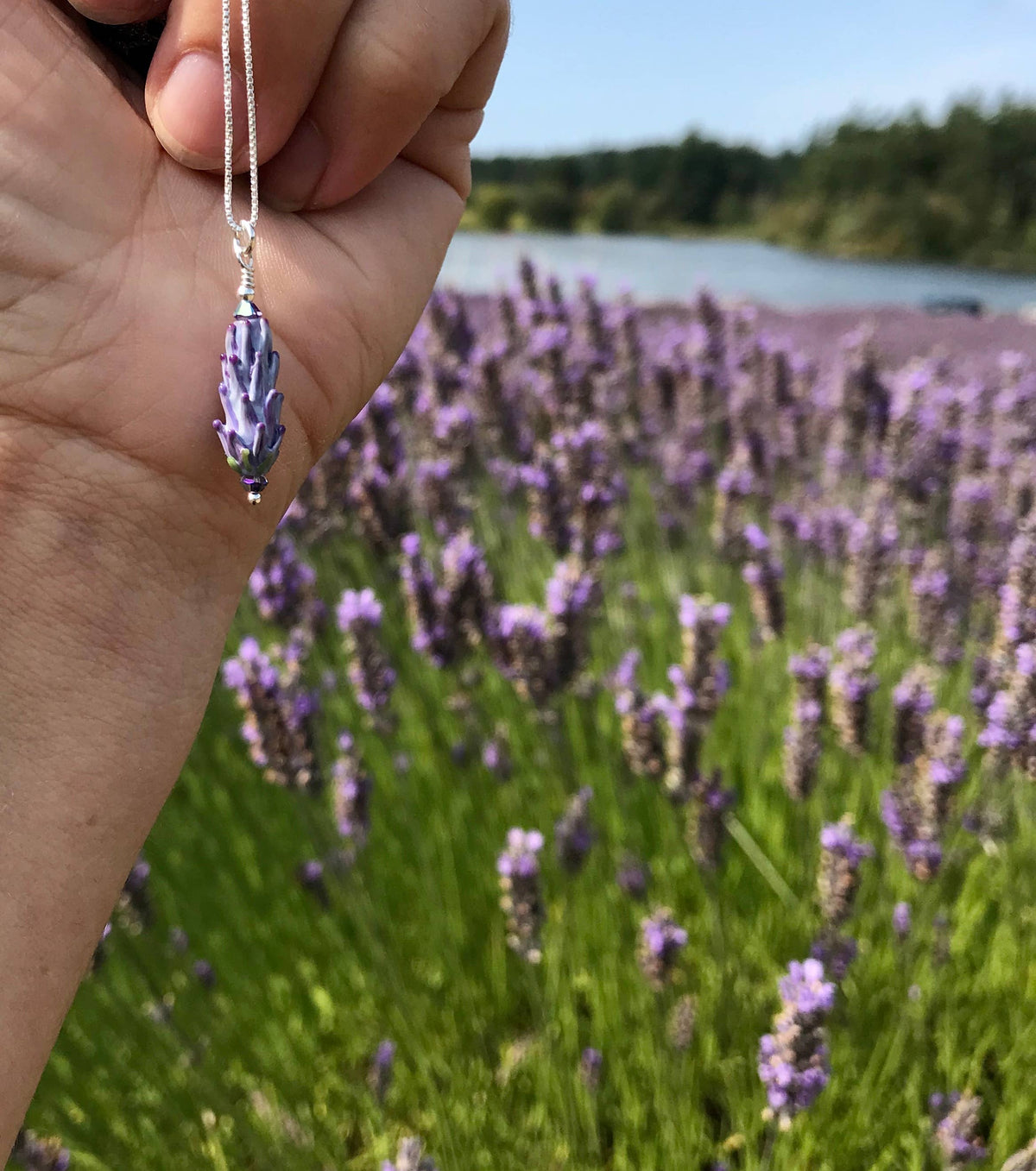 Lavender Glass Bead Pendant on 18" Sterling Silver Chain: Purple Rose