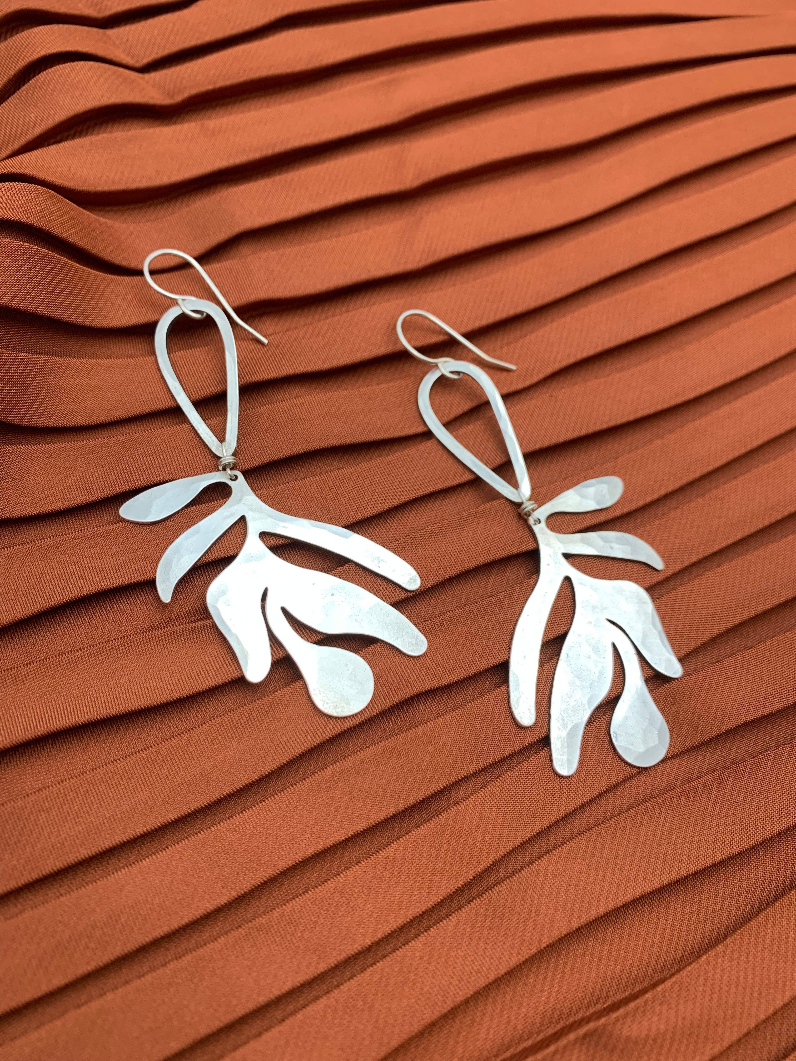 Matisse Earrings: Gold / Regular