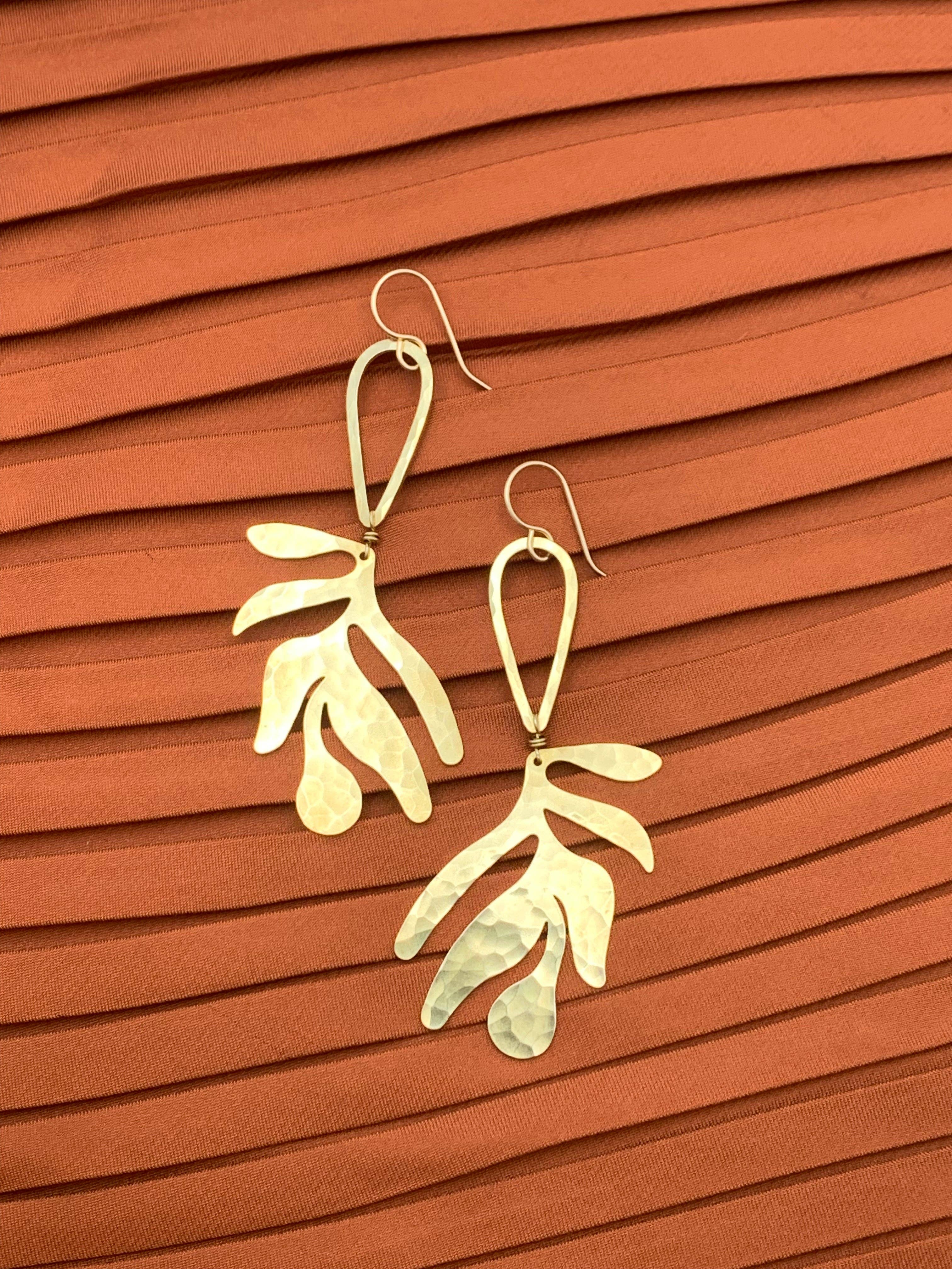 Matisse Earrings: Gold / Regular