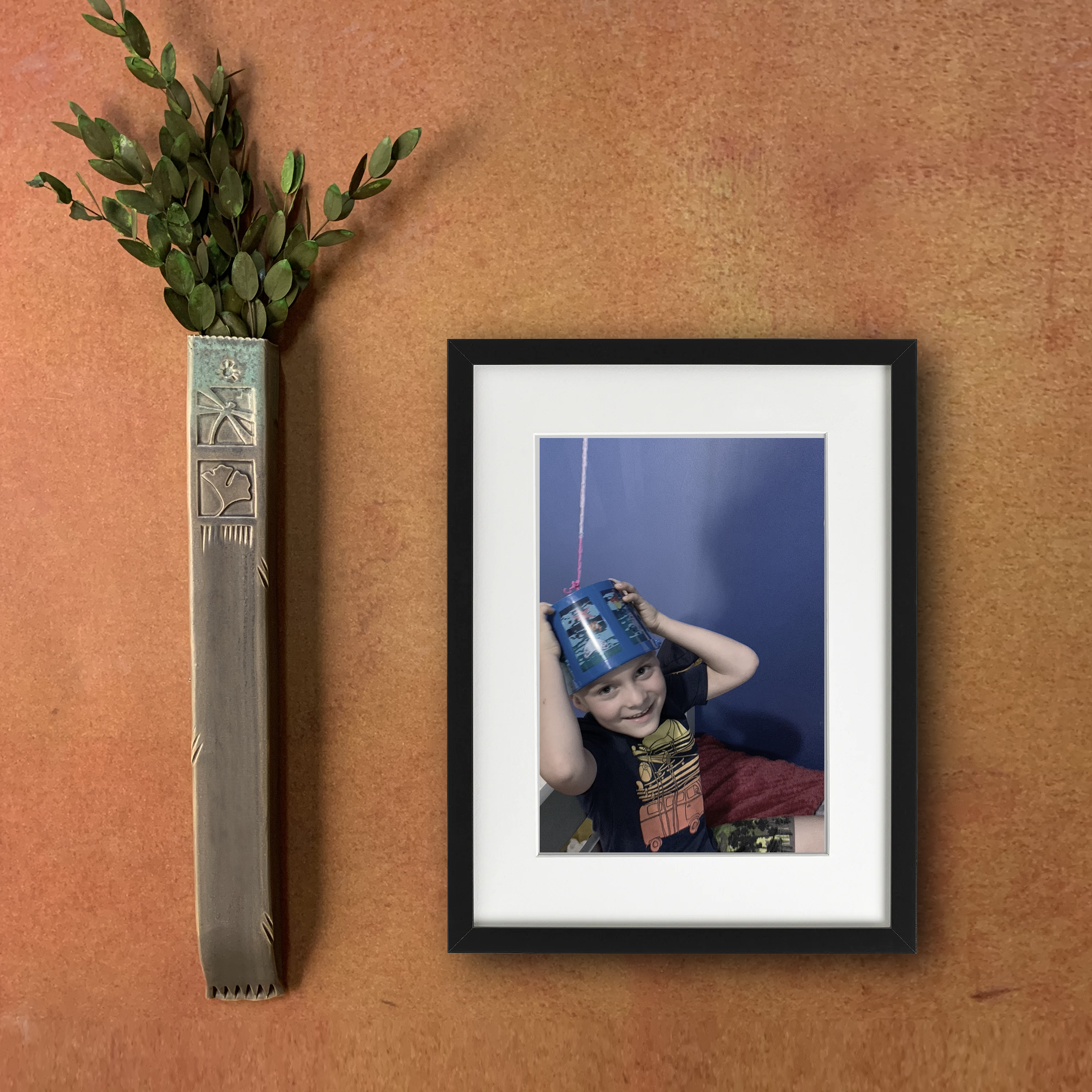 TSW - Tall Straight Wall Vase: Green / Double Dragonfly