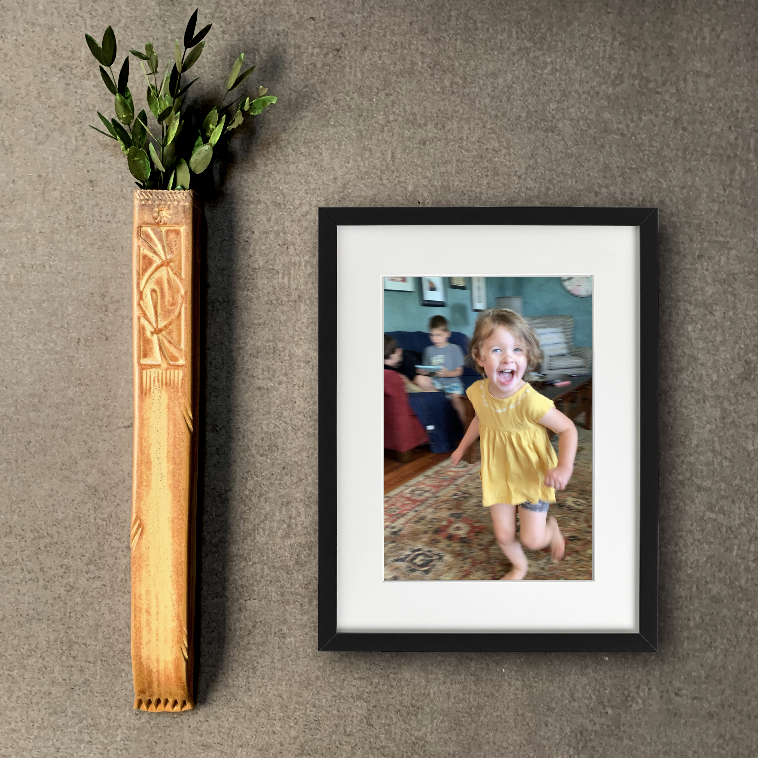 TSW - Tall Straight Wall Vase: Green / Double Dragonfly