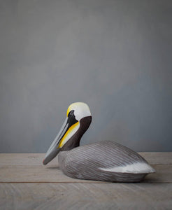 Pelican - Brown - Medium - Sitting - 12"L