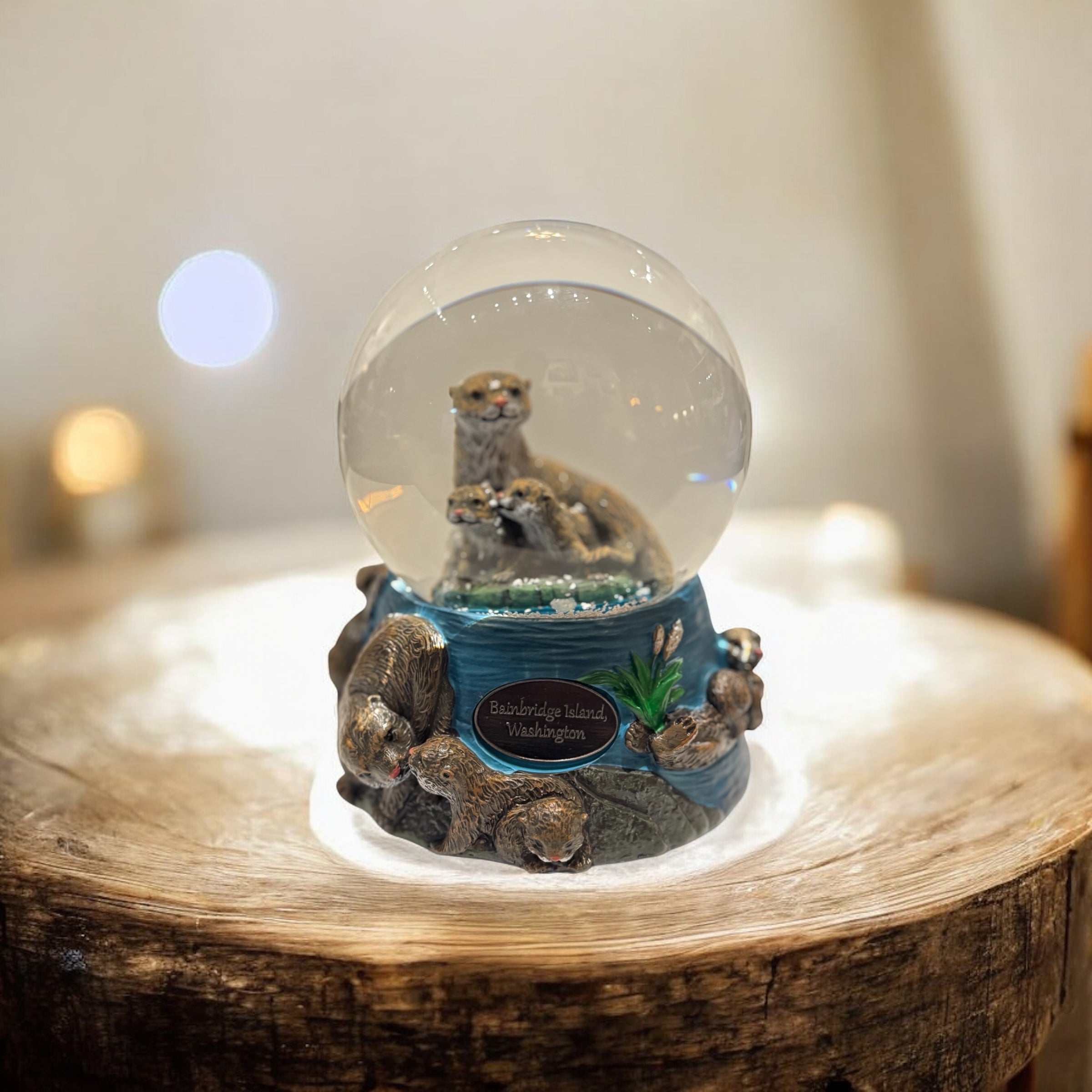 Sea Otter family 100mm Snow Globe