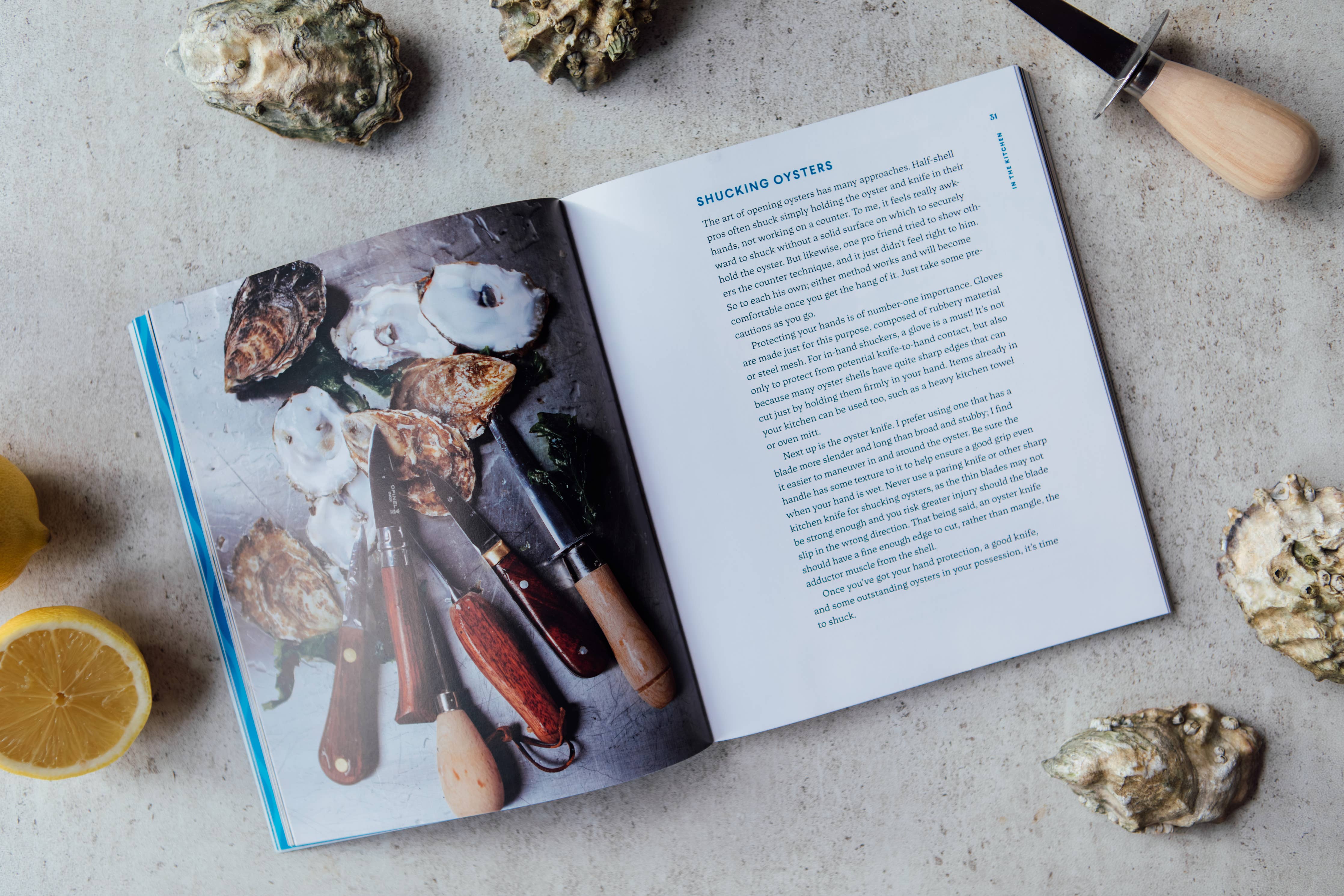 Oysters: Recipes with the Fresh Taste of the Sea (Cookbook)