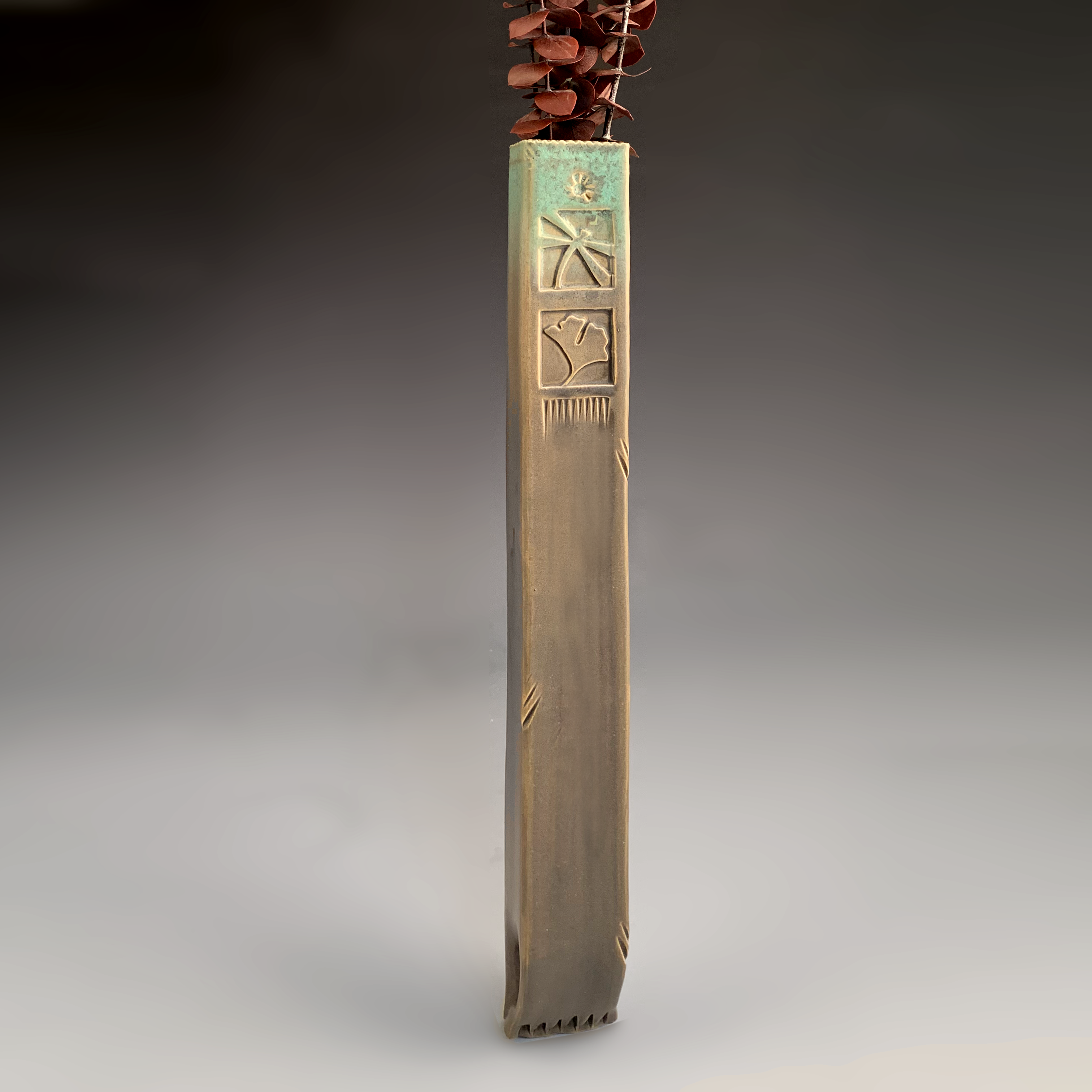 TSW - Tall Straight Wall Vase: Green / Double Dragonfly