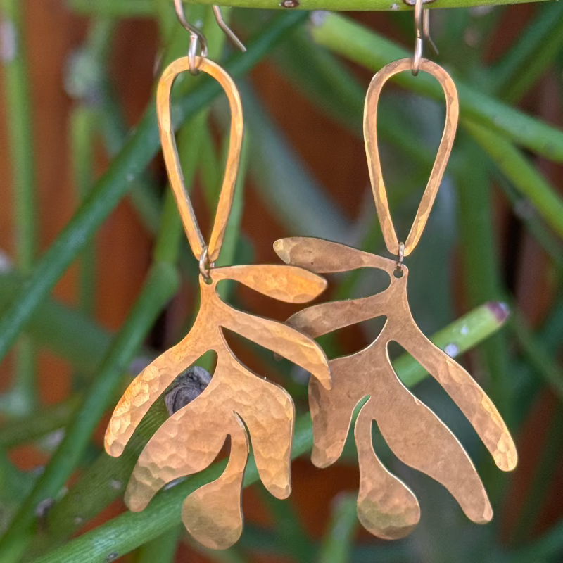 Matisse Earrings: Gold / Regular