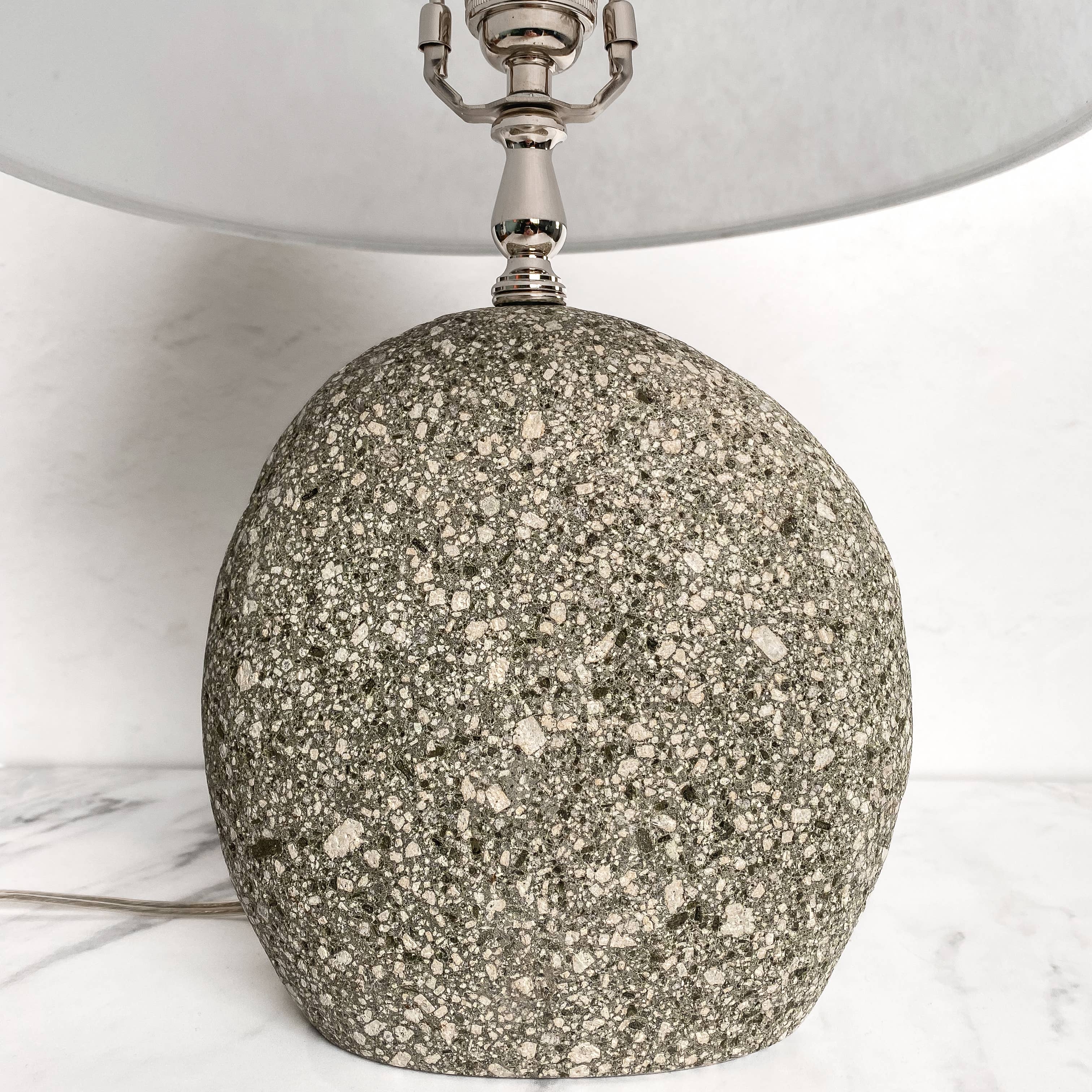 Single Stone Lamp
