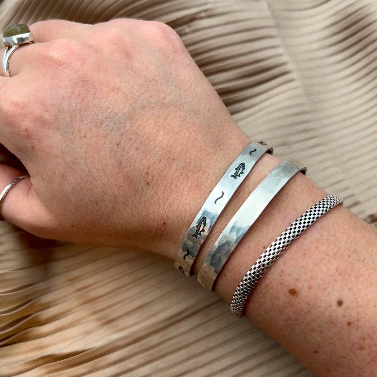 Handmade Feeesh Cuff: Silver Finish