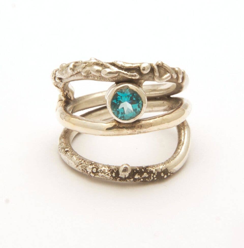 Twig Series Ring - Stone of Choice Accent: Sky blue topaz / 8