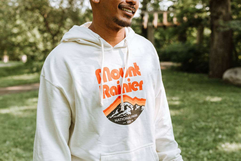 Mount Rainier Hoodie Sand: L