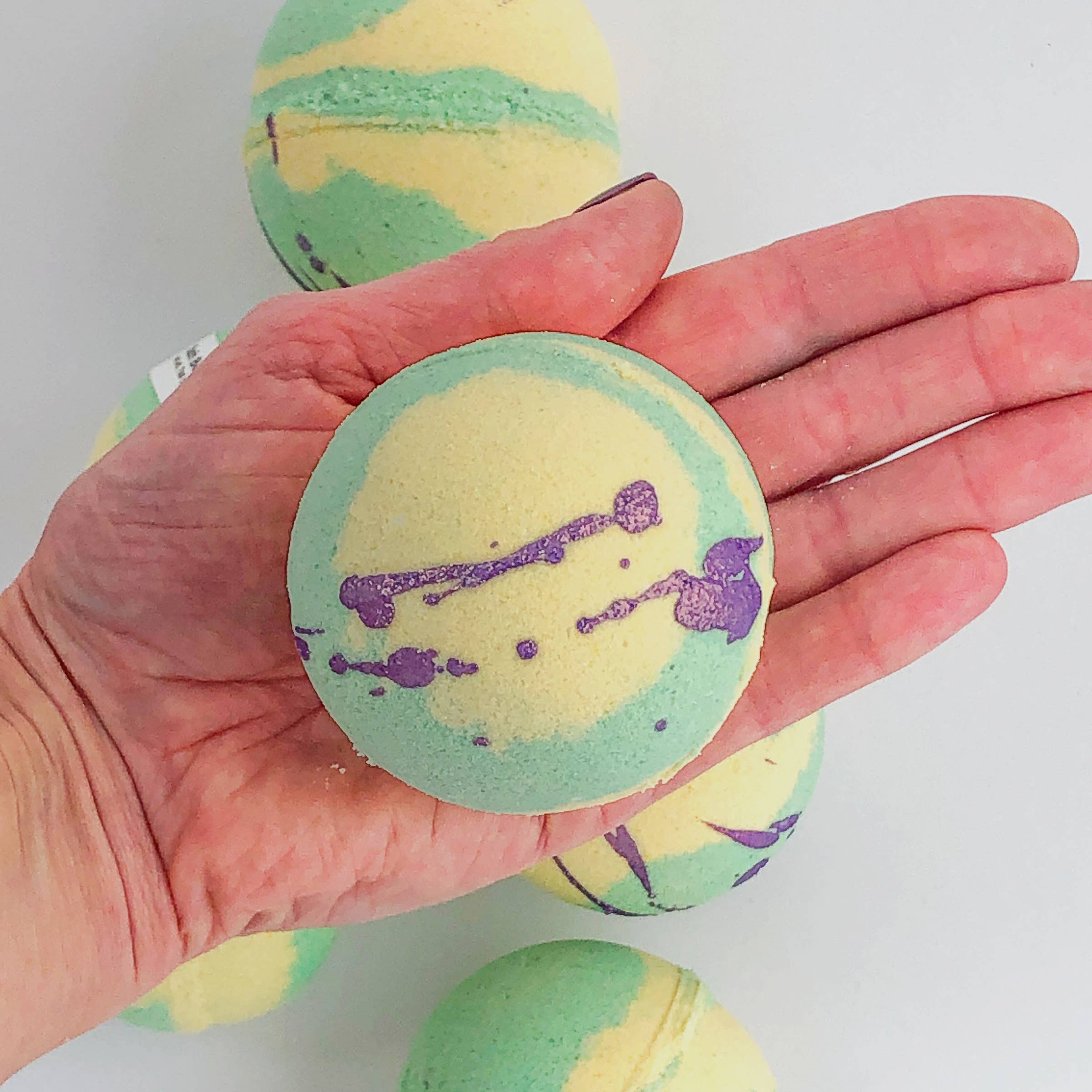 Piña Colada Bath Bomb