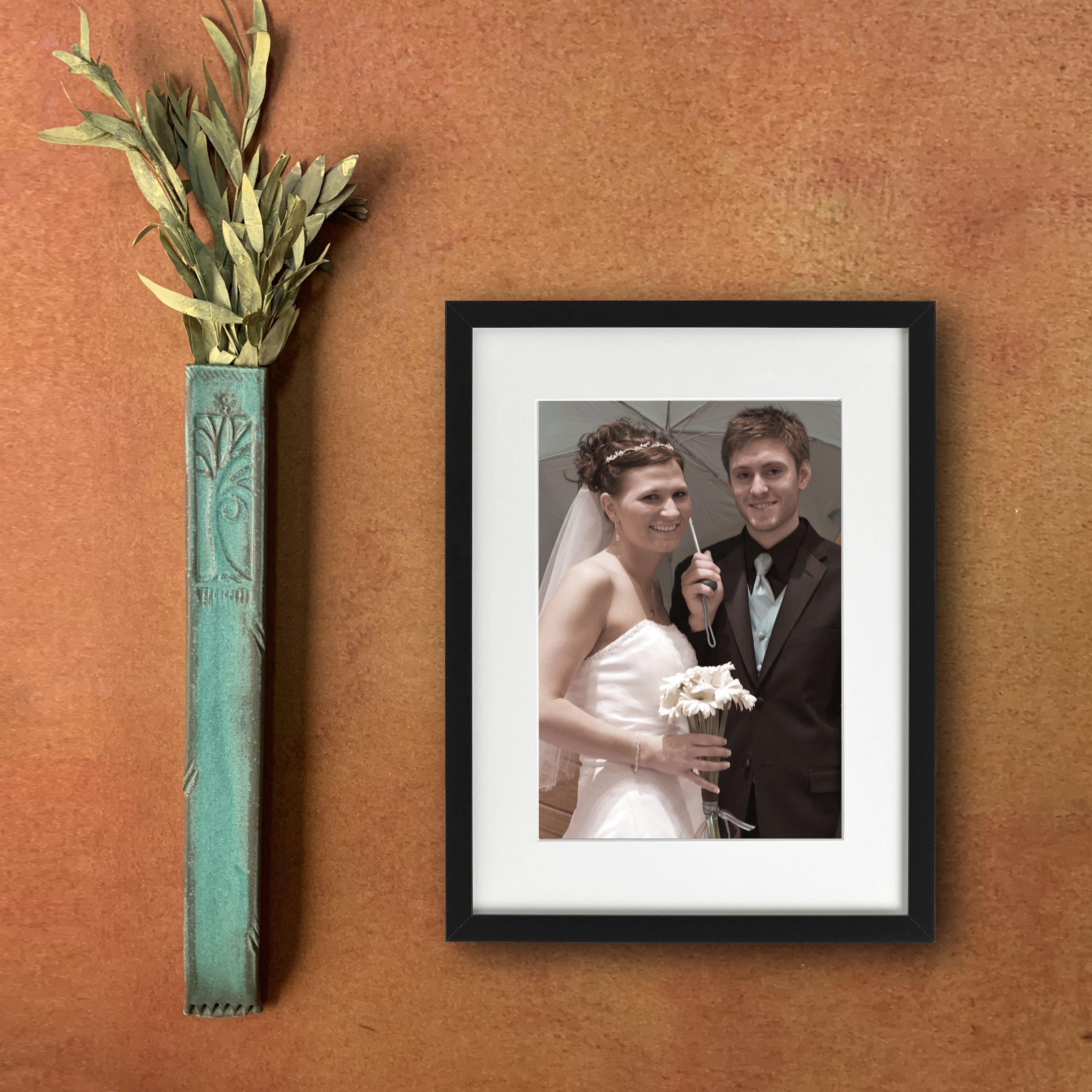 TSW - Tall Straight Wall Vase: Green / Double Dragonfly