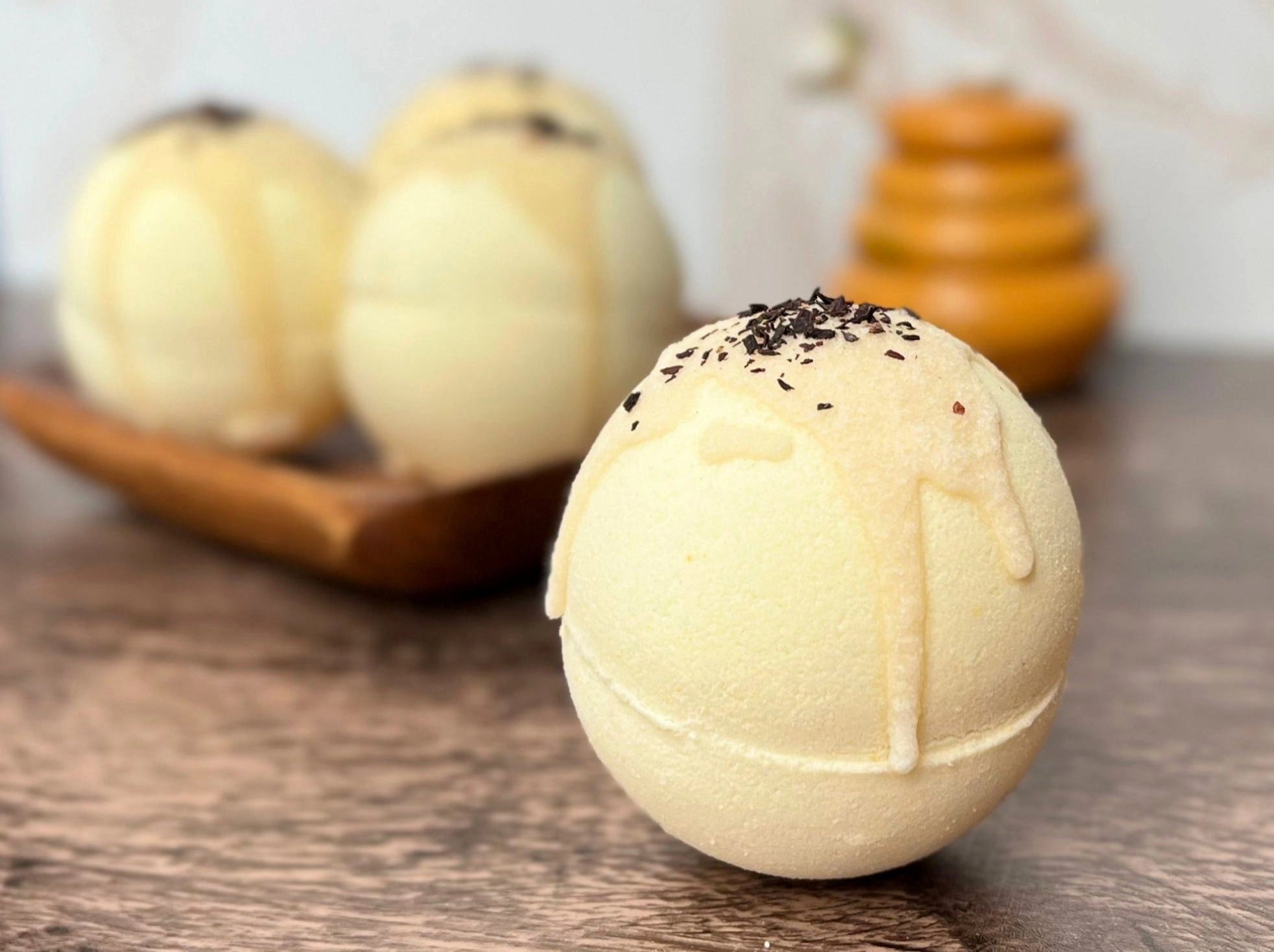 Sweet Hibiscus & Honey Artisan Bath Bomb