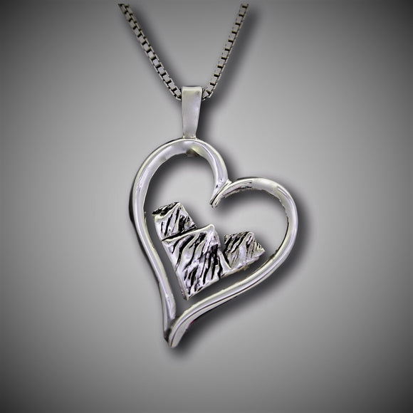 Mountains Necklace 