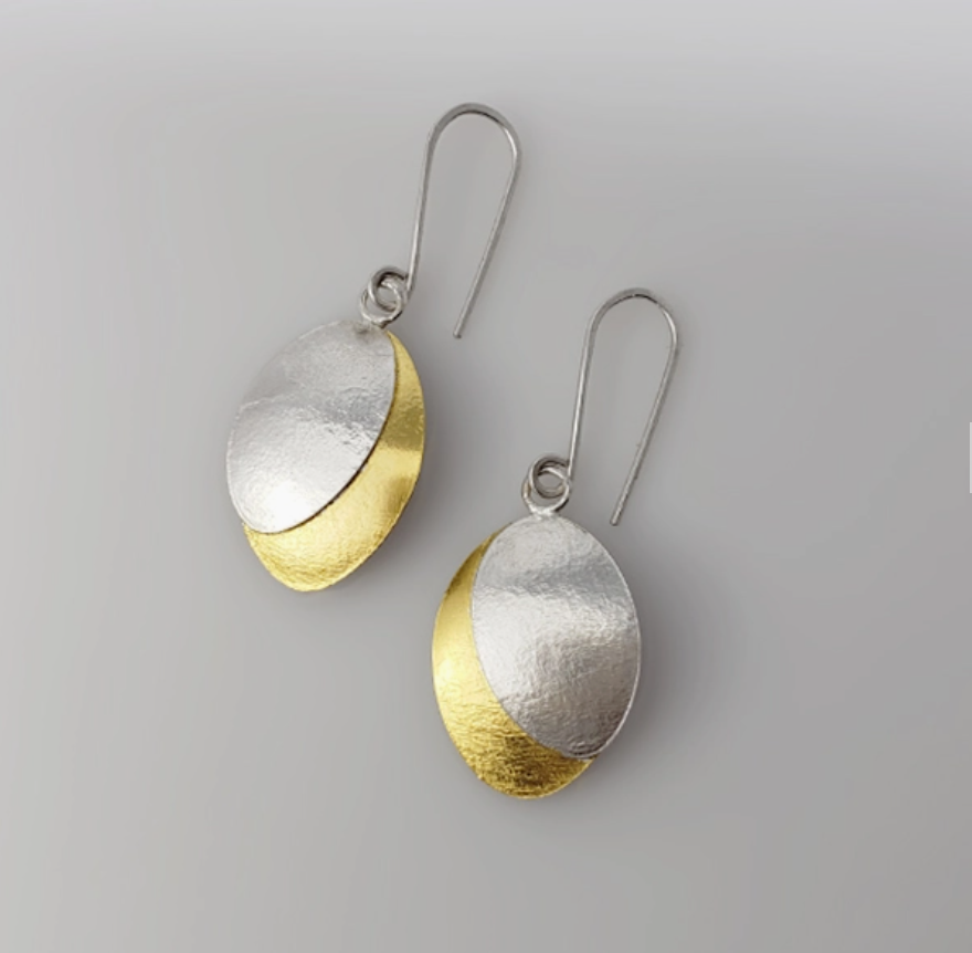 Hoya Earrings