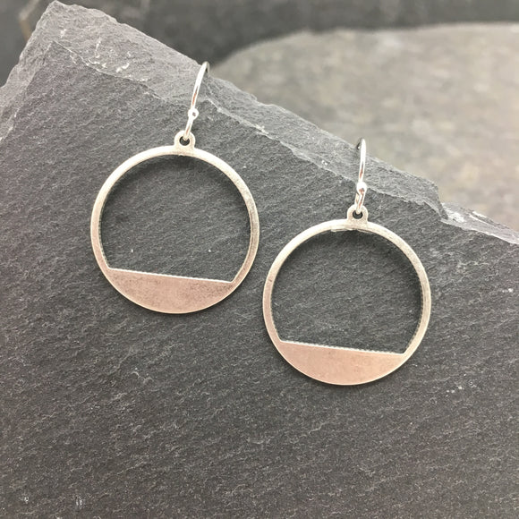 Silver Circle With Fill Line Earring