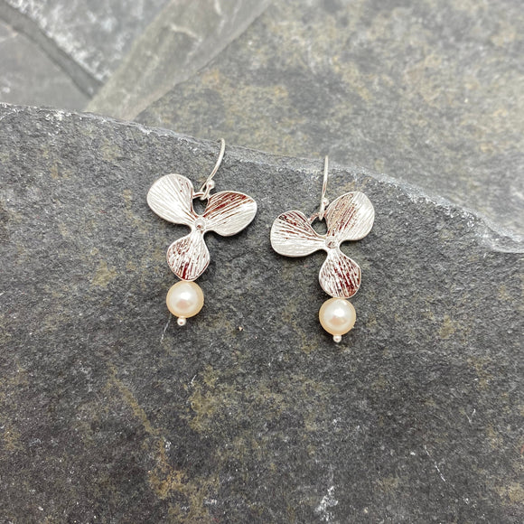 Silver Flower With Pearl Earrings